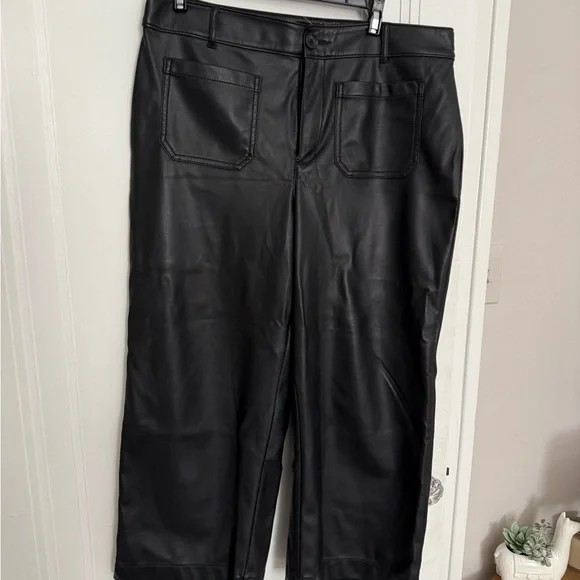 loft black dress pants LOFT Black Wide Leg Elastic Waist Dress Pants NWT- Size XXS (Inseam 26)